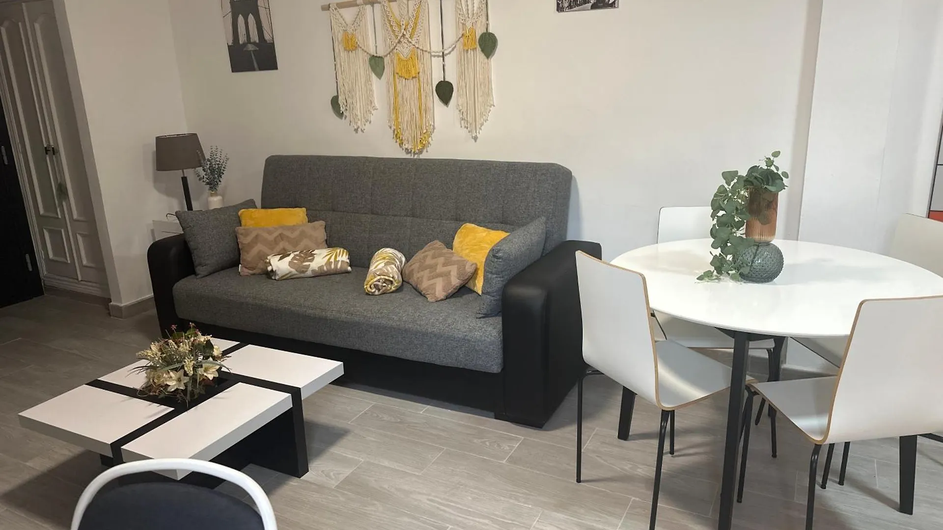 Espectacular Loft Con Piscina Comunitaria Junto Al Mar Malaga Apartment 0*,  Spain